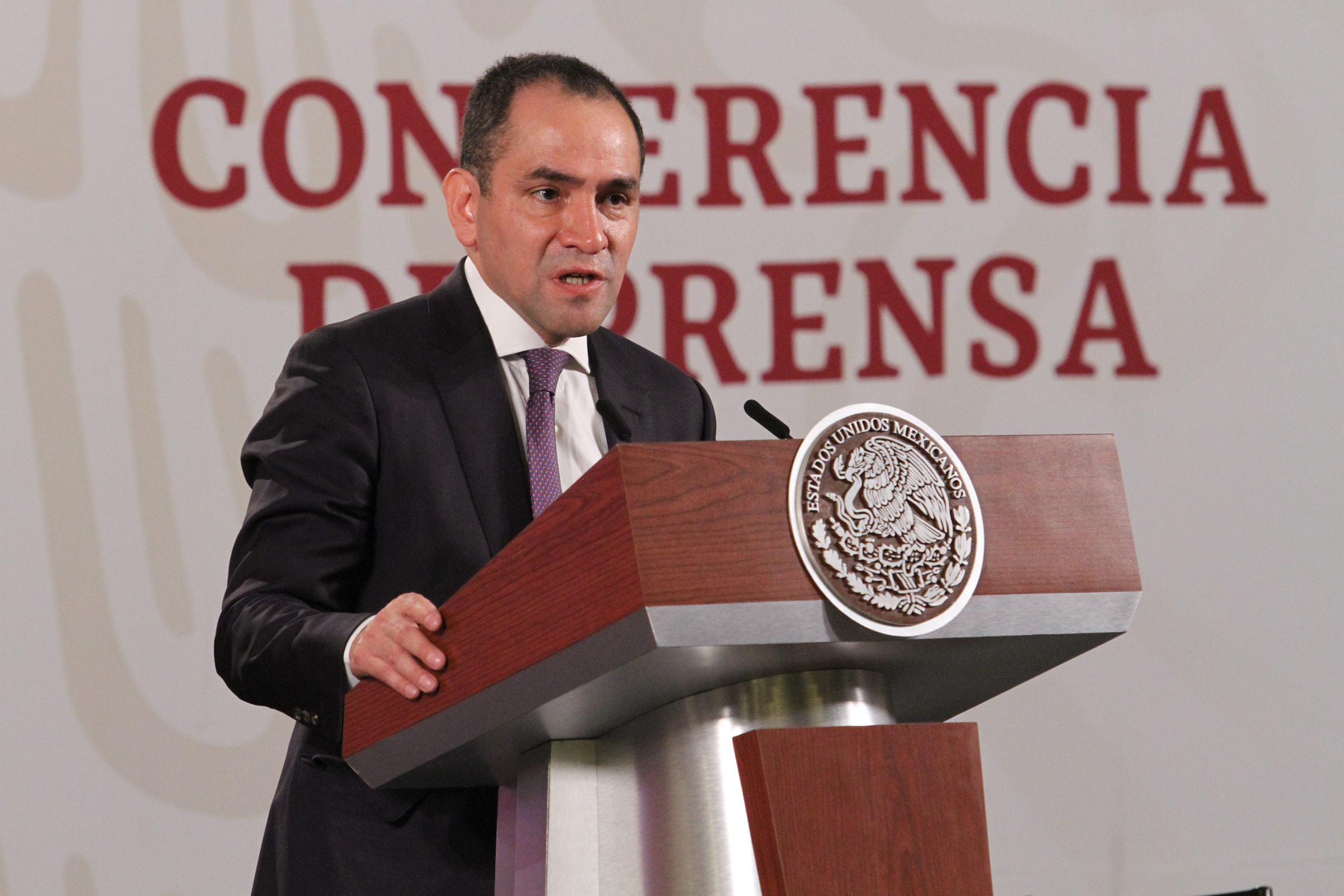 Otorgará AMIS seguro de vida a 1.6 millones de trabajadores de salud