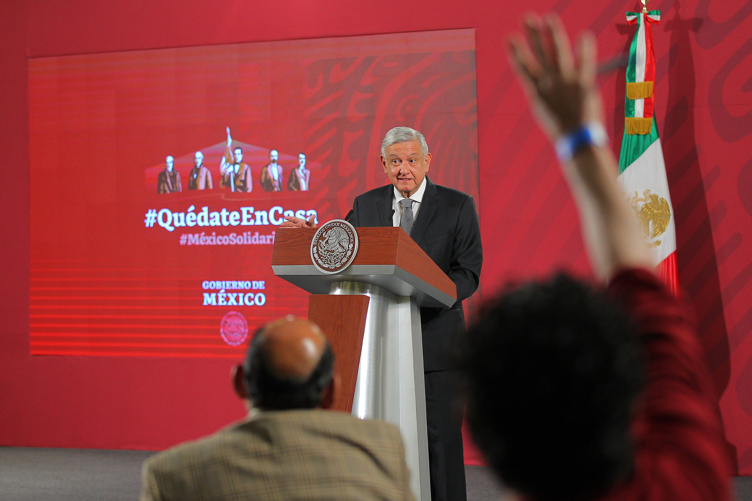 Puertos marítimos también se limpiarán de corrupción, como aduanas: AMLO