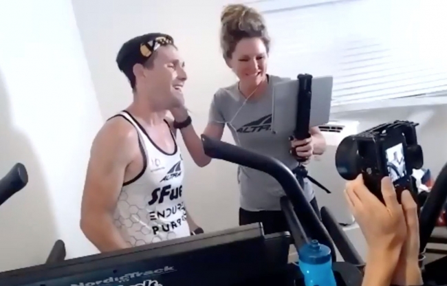 Zach Bitter pulveriza el récord mundial de la 100 millas en caminadora