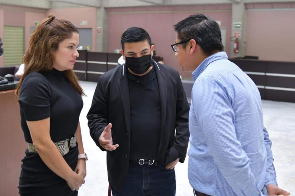 Más ayuntamientos se suman a favor de la reforma electoral en Veracruz: Gómez Cazarín