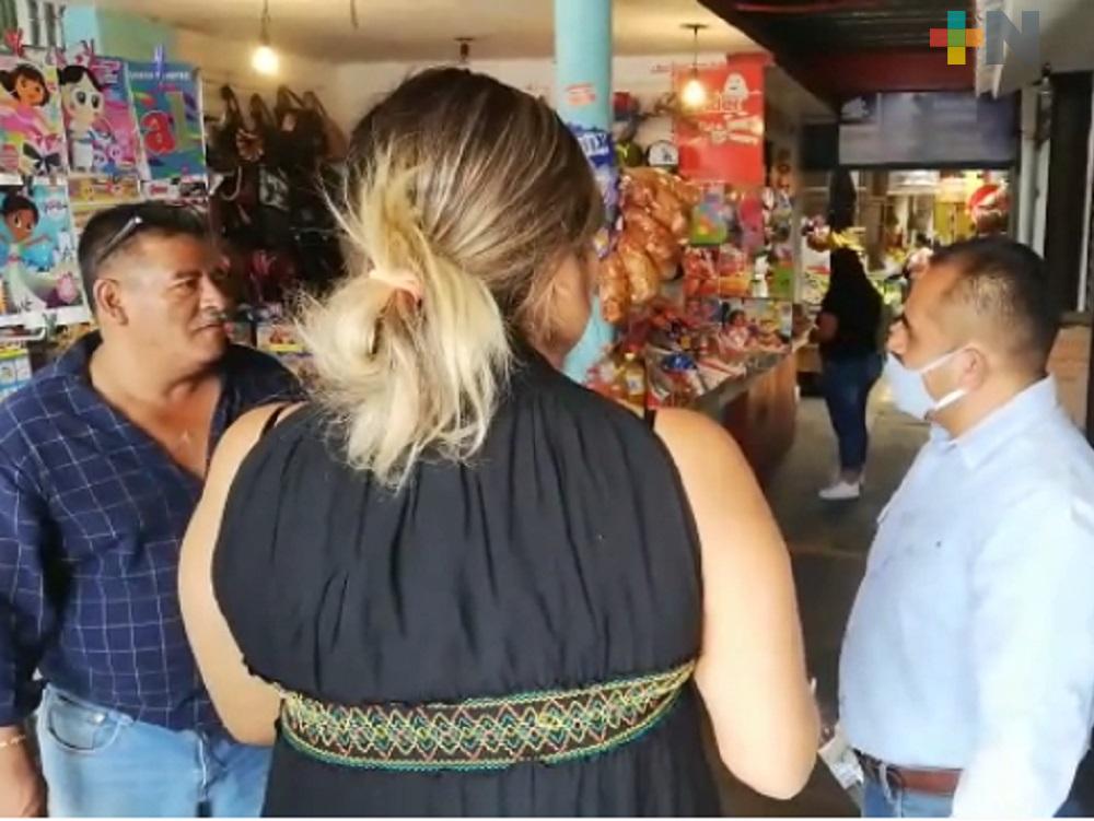 Establecen uso obligatorio de cubrebocas para ingresar a mercado de Fortín