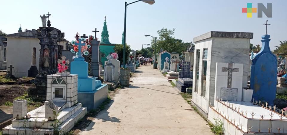 Panteón municipal de Coatepec estará cerrado el 9 y 10 de mayo