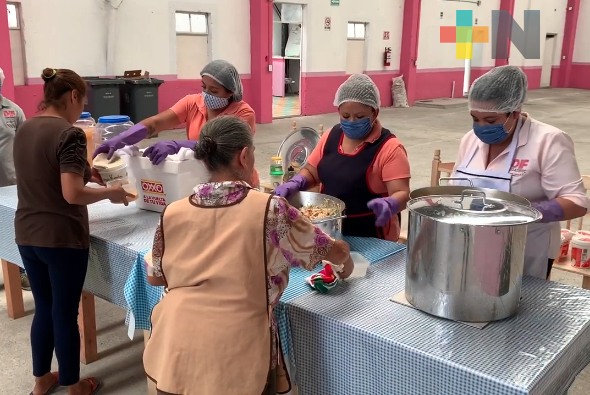 Más de 300 comidas diarias sirve el comedor gratuito de Coatepec