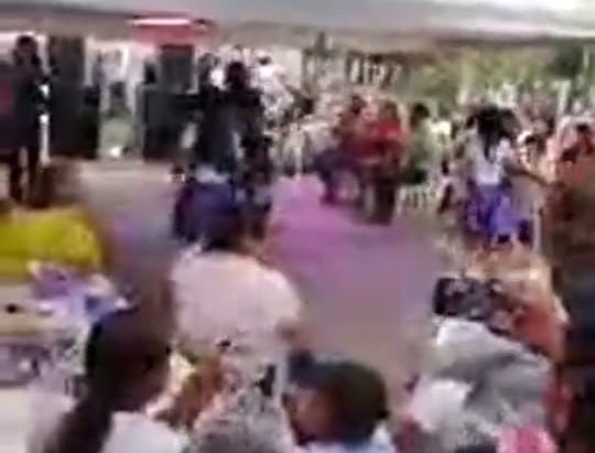 Una irresponsabilidad celebrar fiesta de XV años, afirmó el alcalde de Medellín