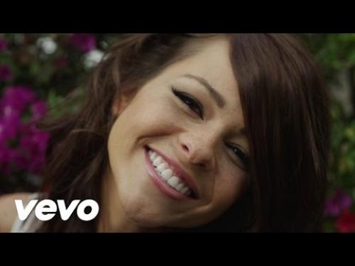 Fallece la cantante de country Cady Groves a los 30 años