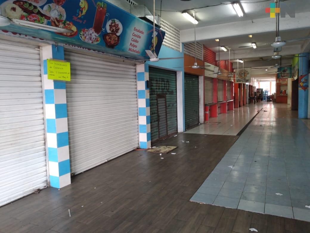 Clausuran 3 locales en Plaza del Mar en Veracruz; no acataron recomendaciones