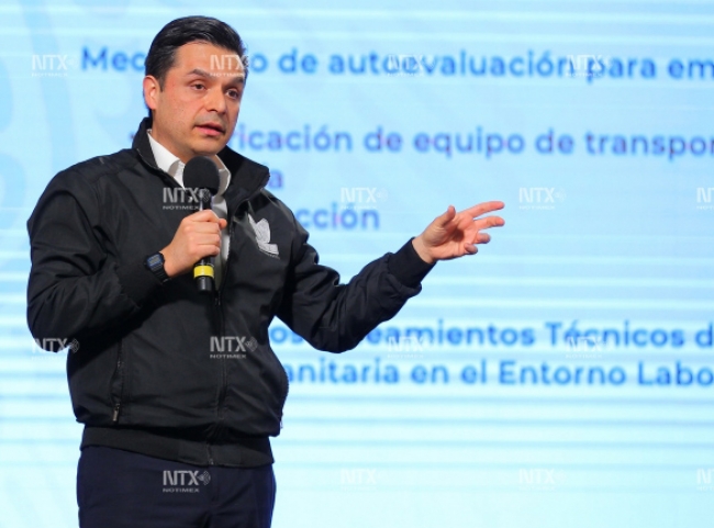 Zoé Robledo, titular del IMSS, da positivo a COVID-19