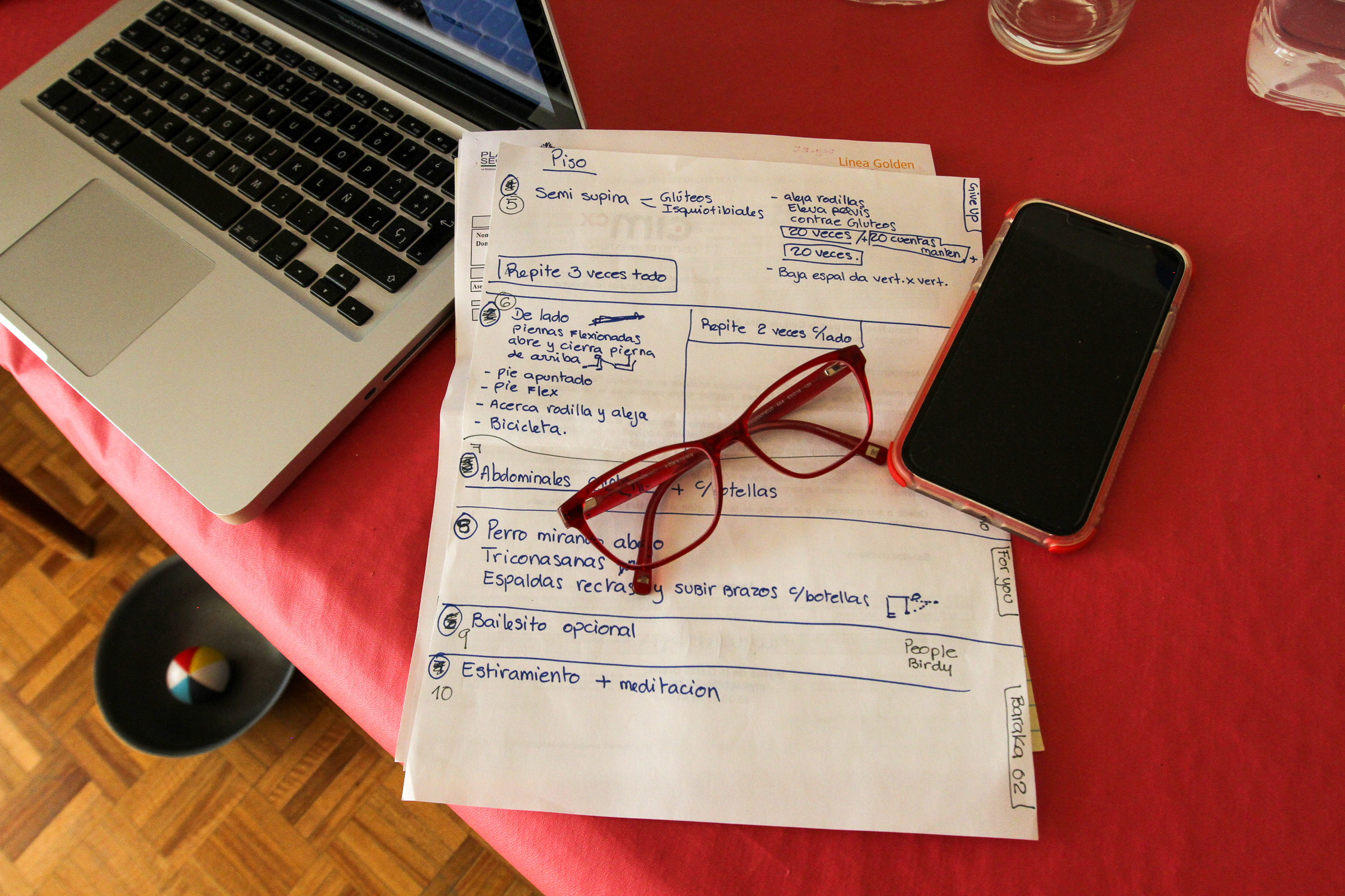 Pandemia y uso creciente de dispositivos ha producido «boom» de niños miopes