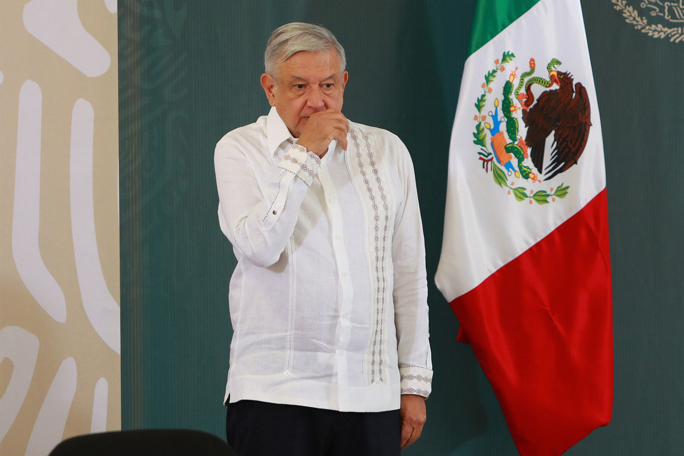 «Tenemos que avanzar hacia la nueva normalidad»: AMLO