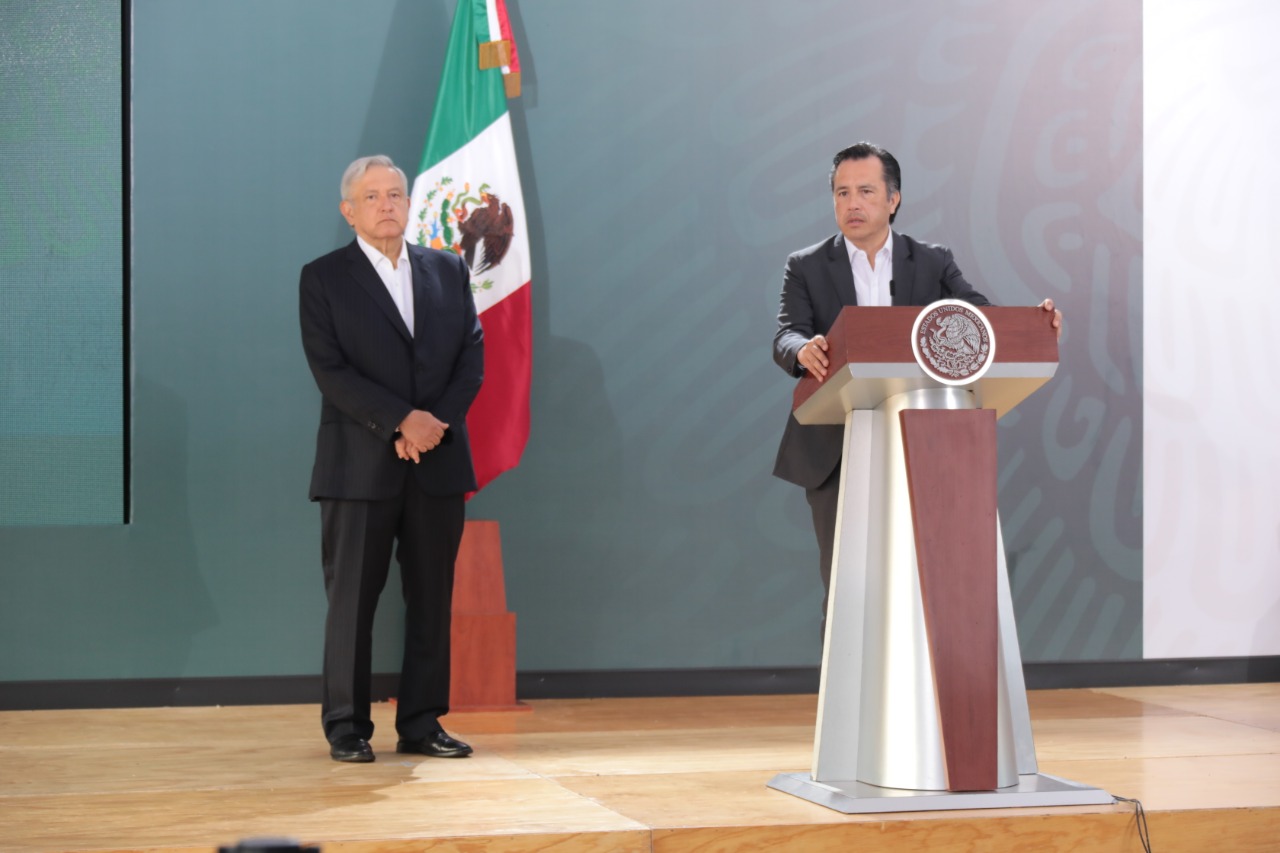 Honestidad de Cuitláhuac García, clave para garantizar la paz y tranquilidad en Veracruz: AMLO