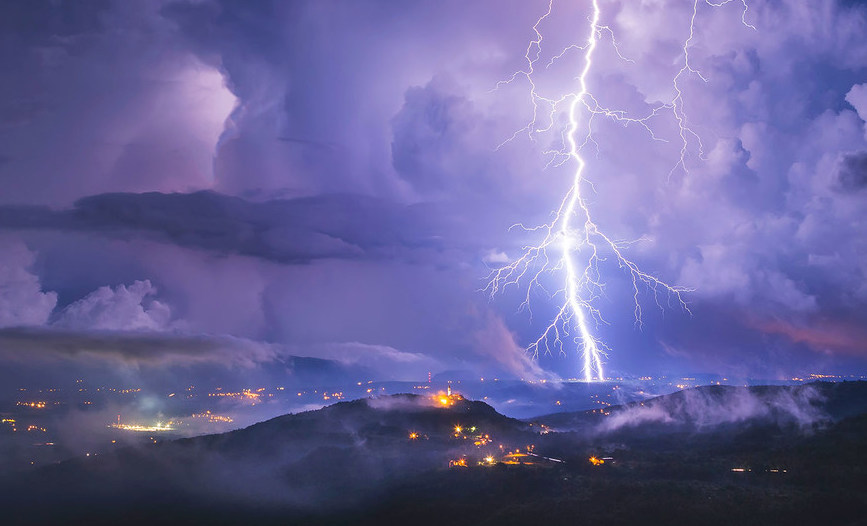 Brasil y Argentina registran los rayos de más largo alcance y duración de la historia