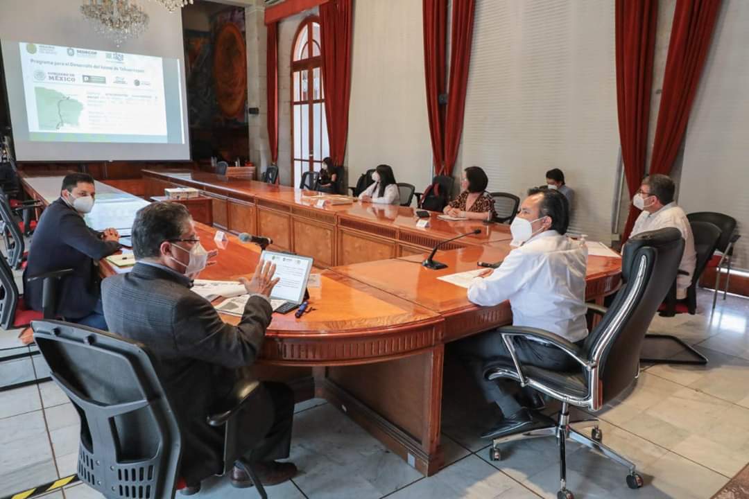 Destaca Cuitláhuac García éxito de comercio virtual veracruzano