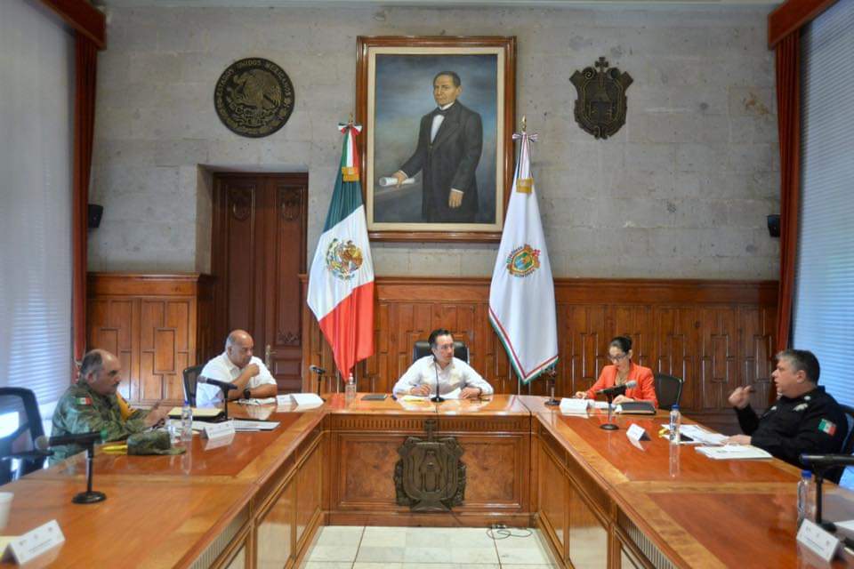 Van contra la impunidad: Analiza Cuitláhuac caso de jueza que liberó a homicida