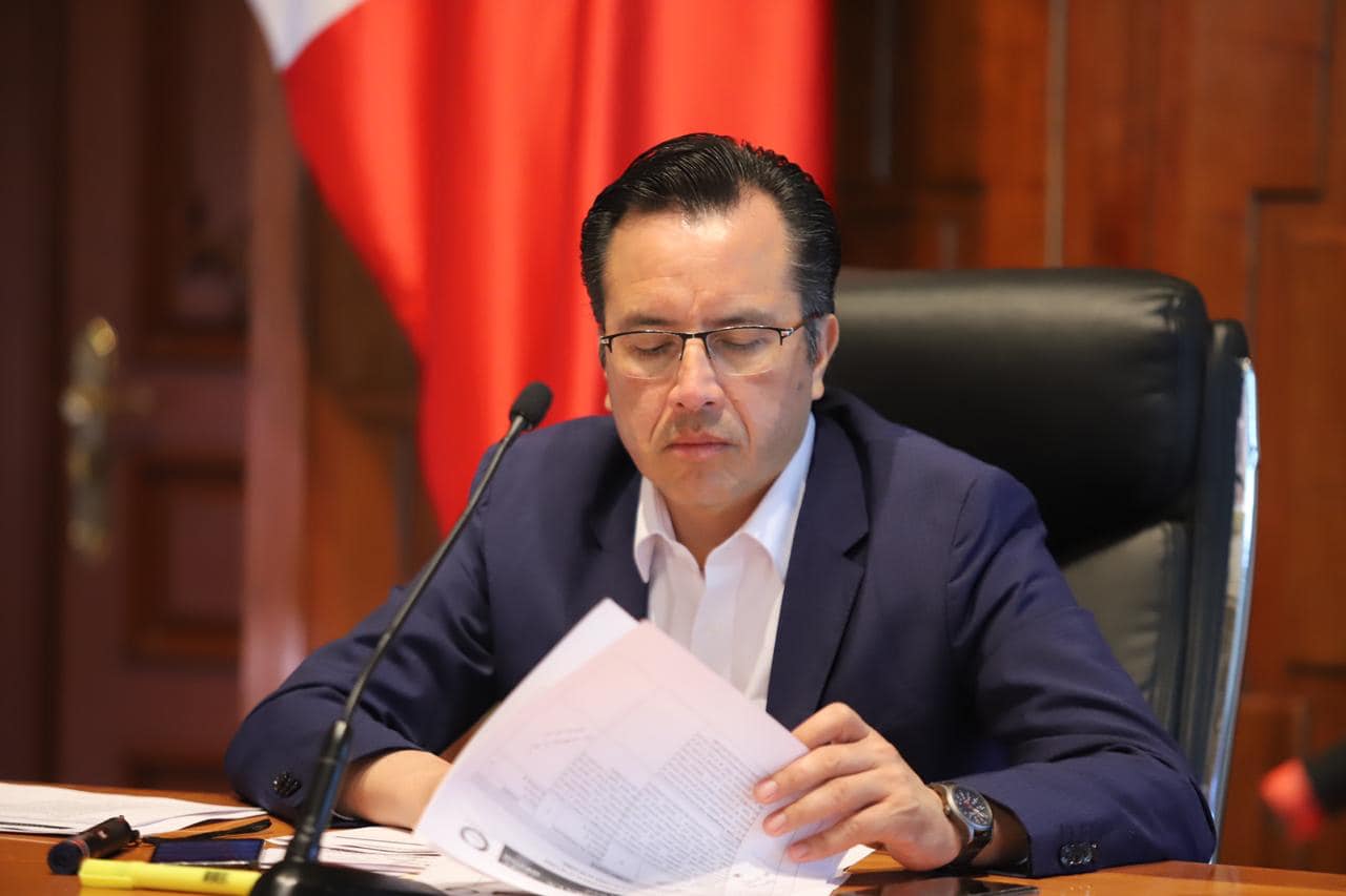 Gobernador de Veracruz promulgó la reforma constitucional en materia electoral; este martes entró en vigor