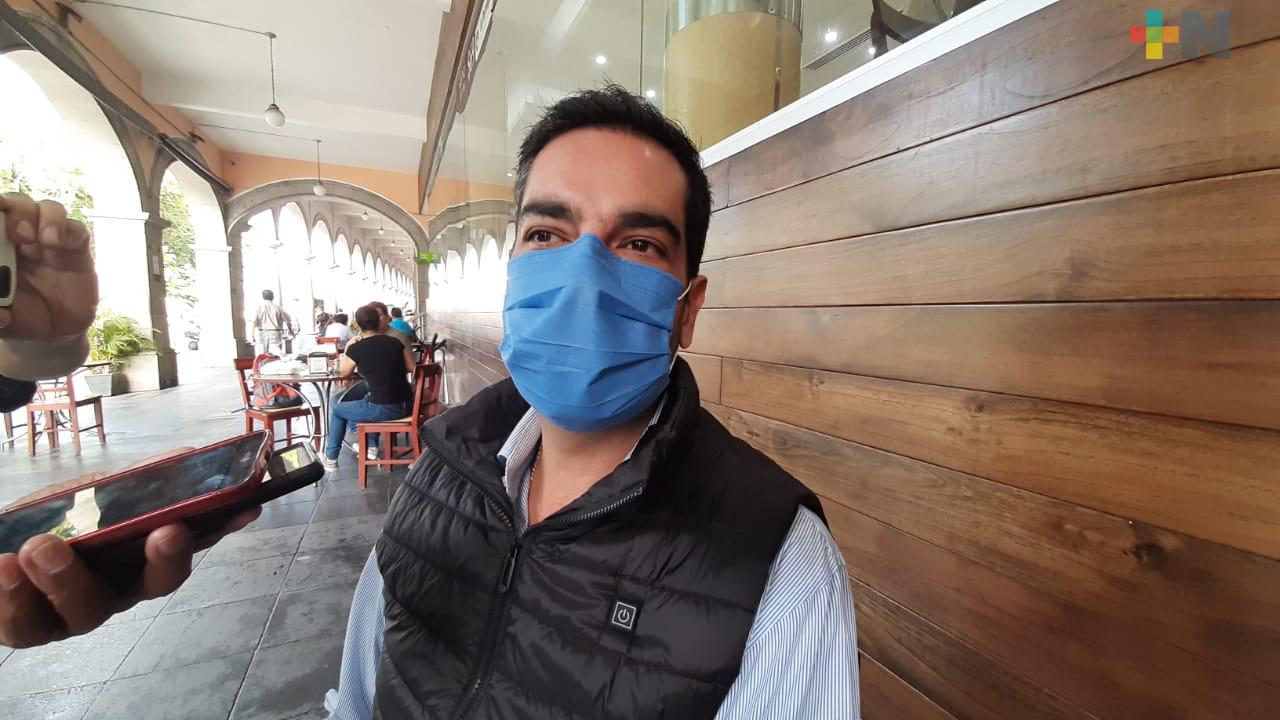 Regidor de Xalapa da positivo por COVID-19