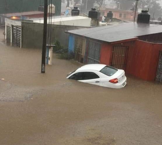 Lluvia provocó inundaciones en Xalapa