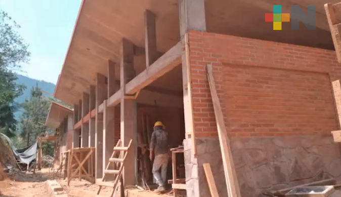 Construirán universidades para el Bienestar en Papantla y Santiago Sochiapan