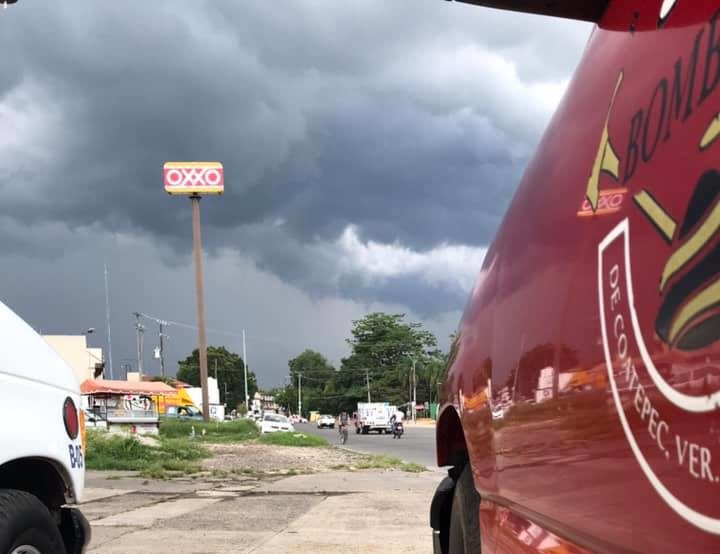 Ambiente caluroso,  probabilidad de lluvias-tormentas de mayor importancia en regiones montañosas y zona sur