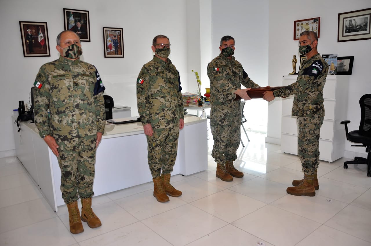 Sedena-Armada de México realiza ceremonia de cambio de mando de armas de la Primera Región Naval