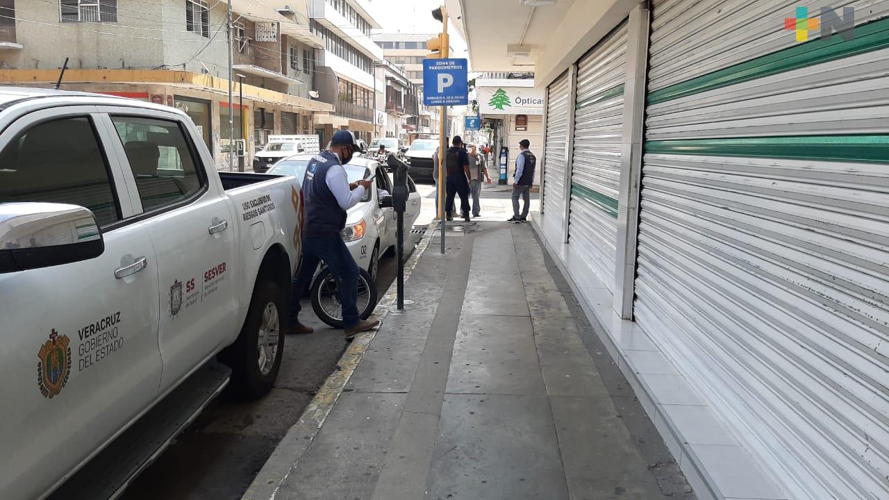 Vigilan que solo estén abiertos comercios esenciales en Centro Histórico de Veracruz