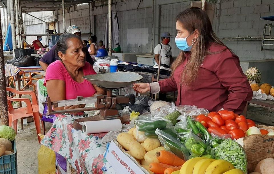 Refuerzan las medidas sanitarias en Moloacán, a fin de contener los brotes de coronavirus