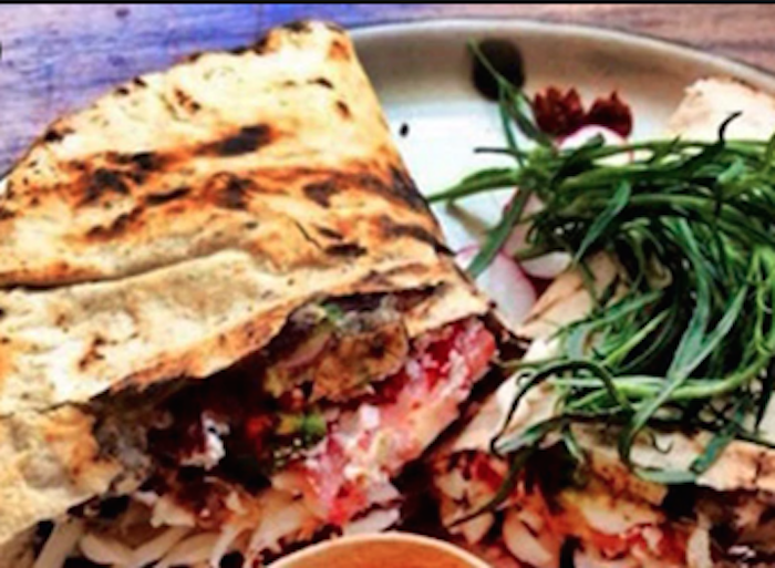 Tlayuda gana como mejor platillo en concurso de Netflix