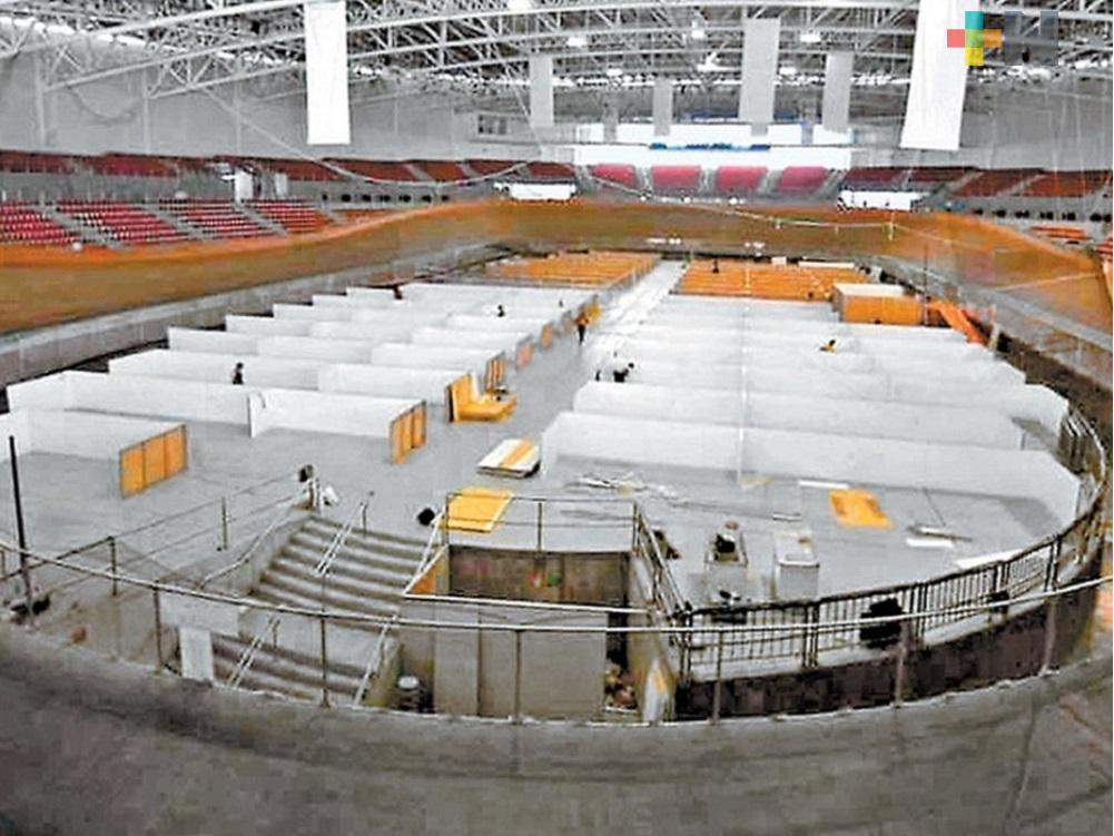 Centros de Atención Médica Expandida de Xalapa y Veracruz, están listos: Cuitláhuac García