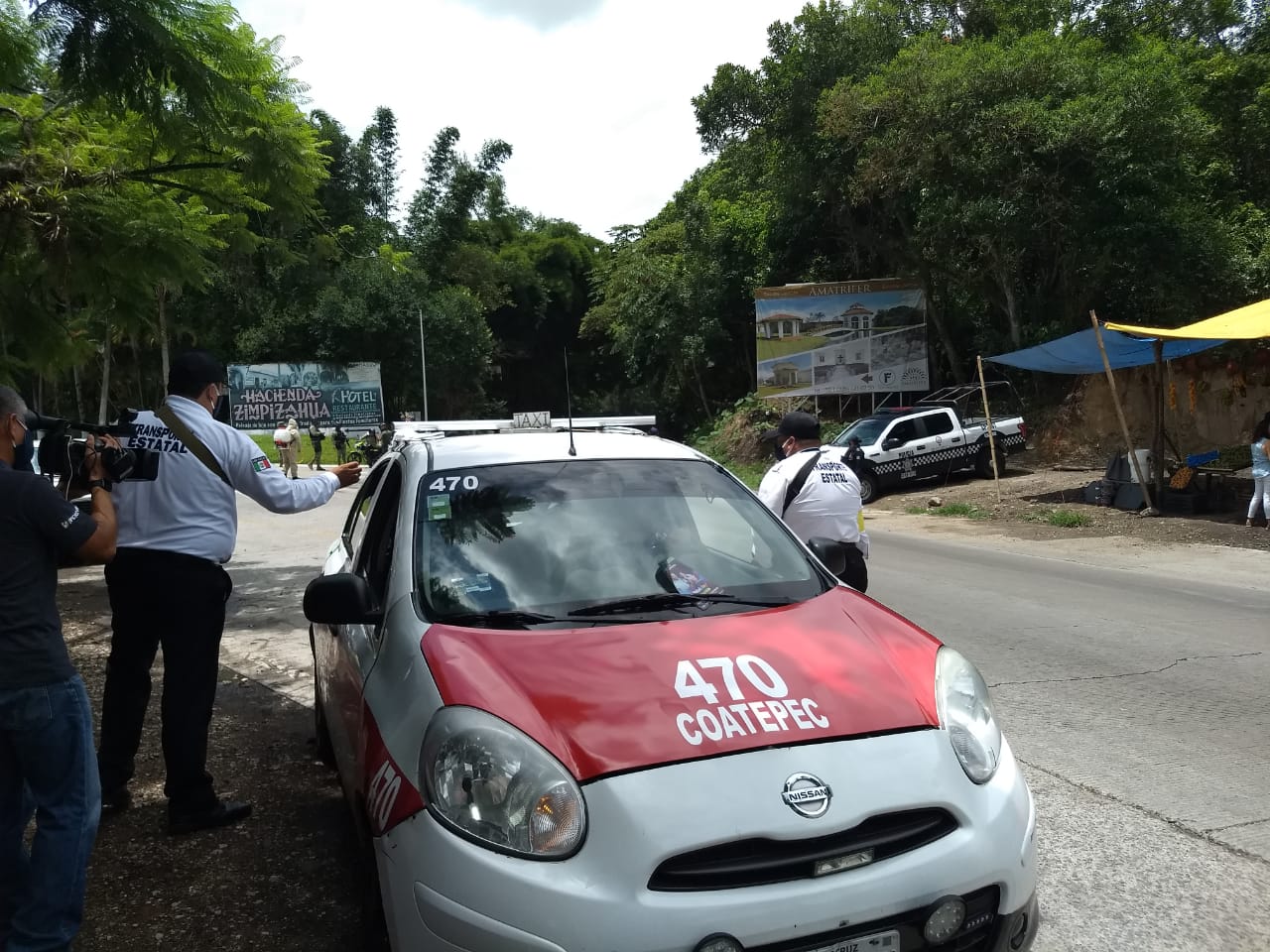 Elementos de seguridad implementan filtros sanitarios en Coatepec