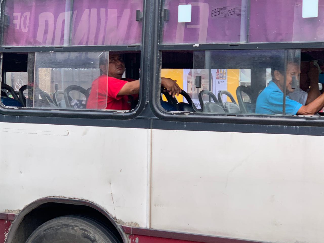 En todos los municipios de Veracruz queda restringida la movilidad en transporte público y privado