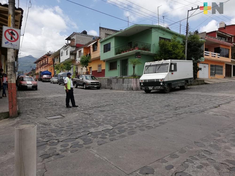En Coscomatepec, Tránsito del Estado podría multar a automovilistas que no respeten sentido de calles