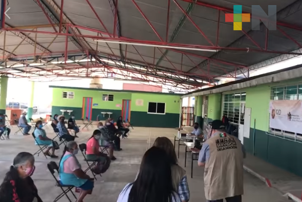 Entregan pensiones adultos mayores de Jalacingo