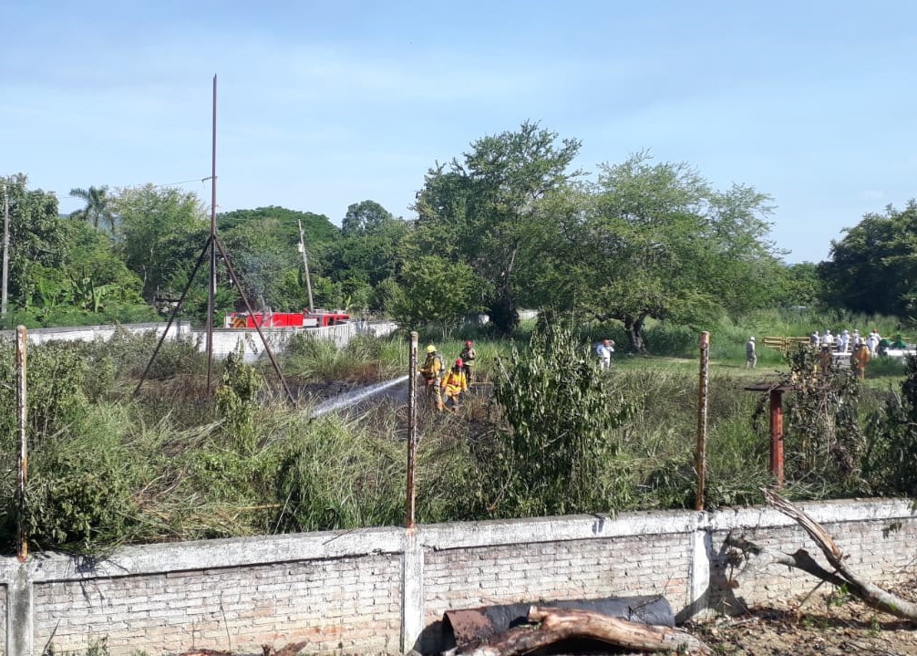 Explosión en ducto de Pemex en Poza Rica, deja al menos 5 personas lesionadas