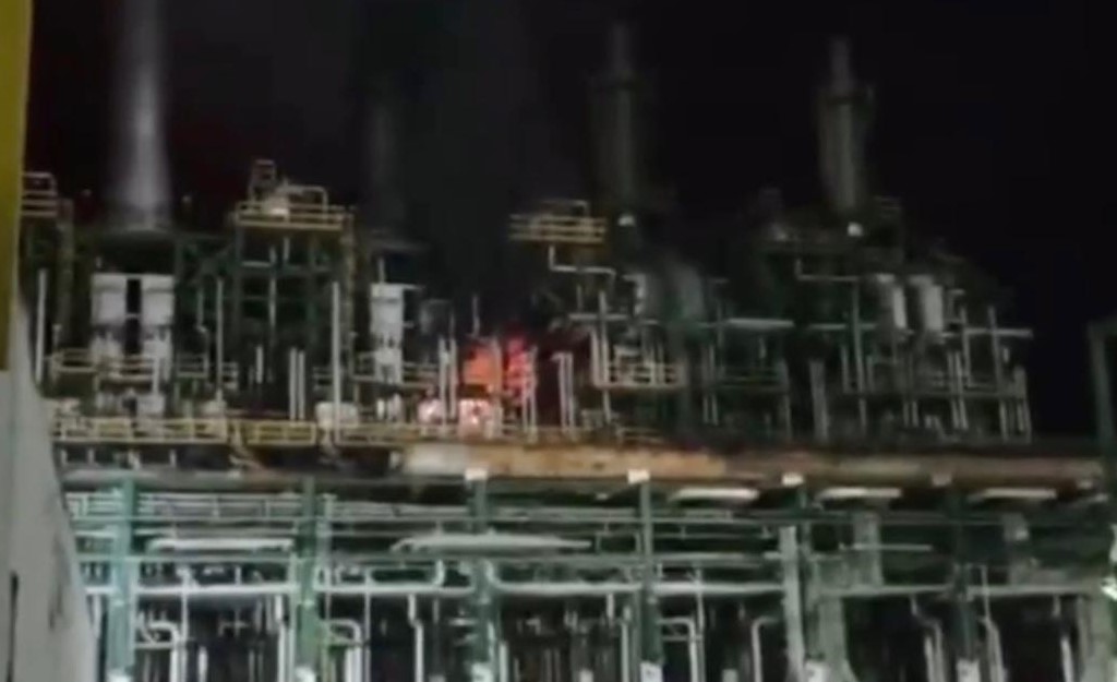 Reportaron incendio en el Complejo Petroquímico Cangrejera; no hubo lesionados