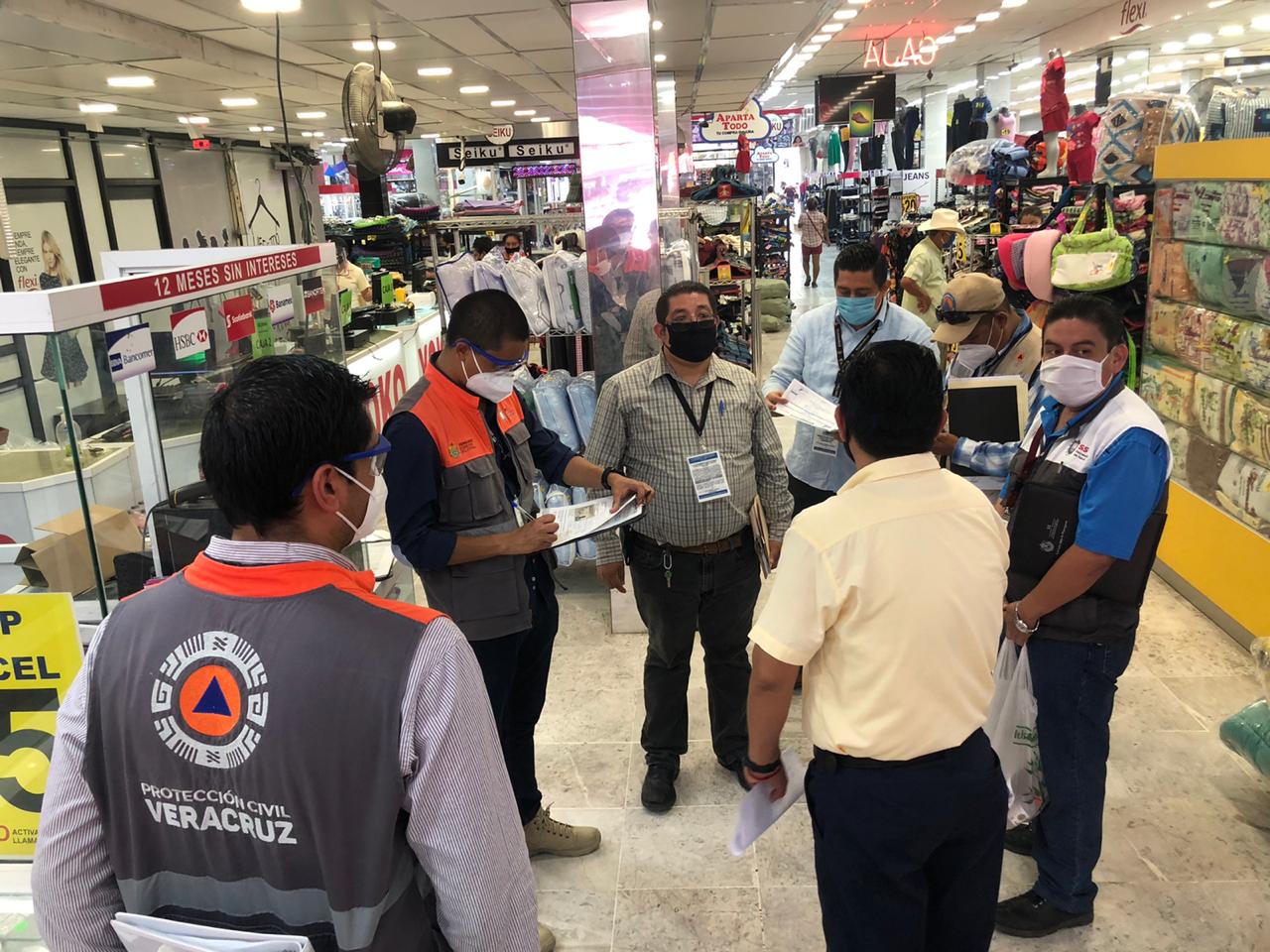 En Martínez de la Torre supervisan que negocios cumplan normas sanitarias