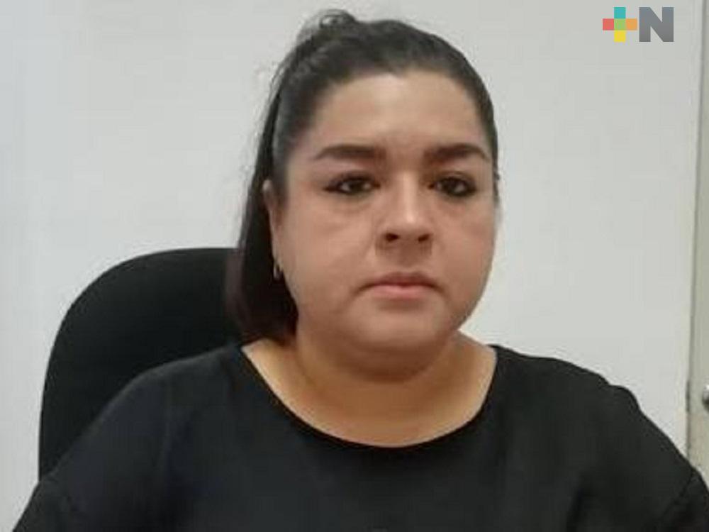 Delegada regional de la SEV, pide paciencia a padres de familia para descargar boletas y certificados