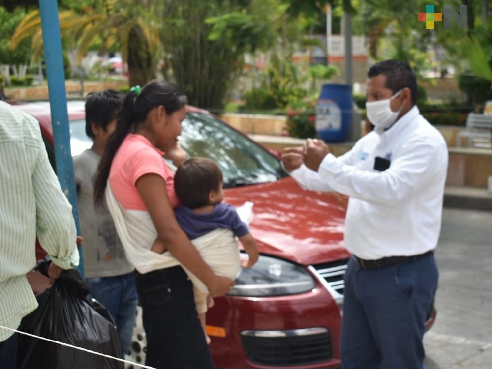Tránsito Municipal de Tantoyuca coadyuva para orientar a conductores a usar cubrebocas