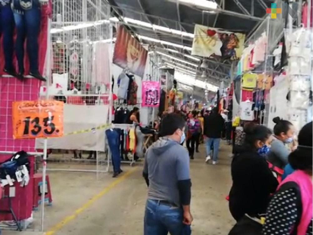 En Fortín, tianguistas inician nuevamente sus ventas