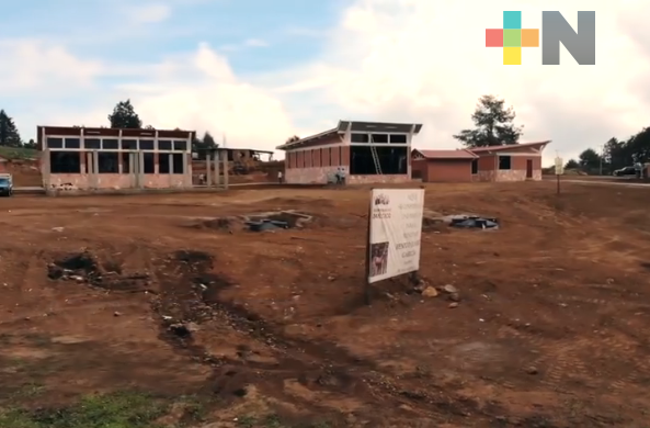 En la sierra de Huayacocotla avanza la construcción de la Universidad para el Bienestar