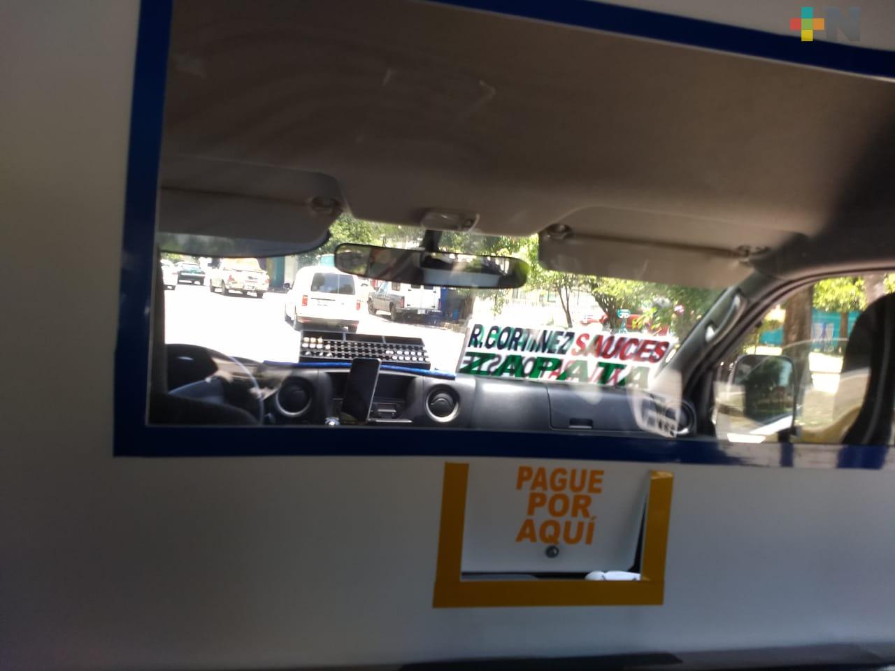 Adaptan combis de Xalapa para evitar contagios de covid