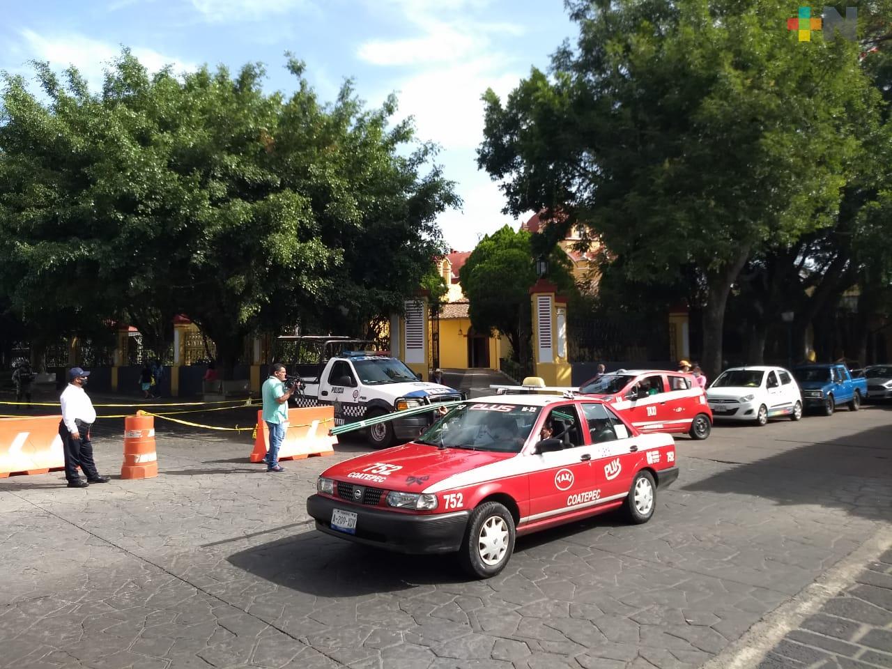 Instalan filtros sanitarios en Coatepec