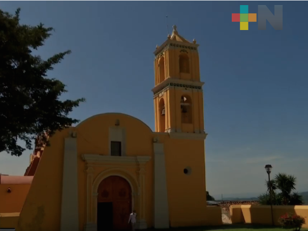 Rayo destruye parte de bóveda de iglesia de San Andrés Tlalnelhuayocan