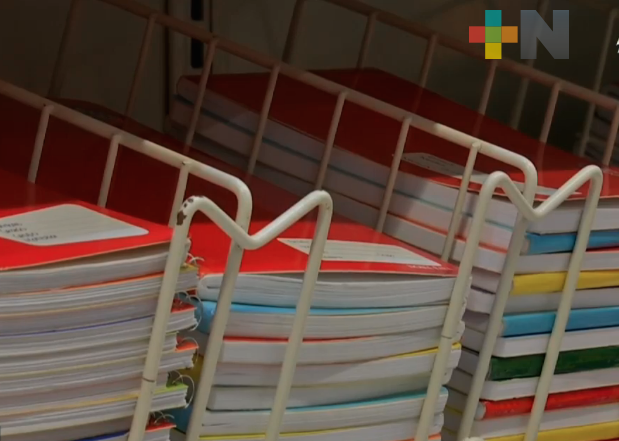 Venta de útiles escolares repunta por regreso a clases