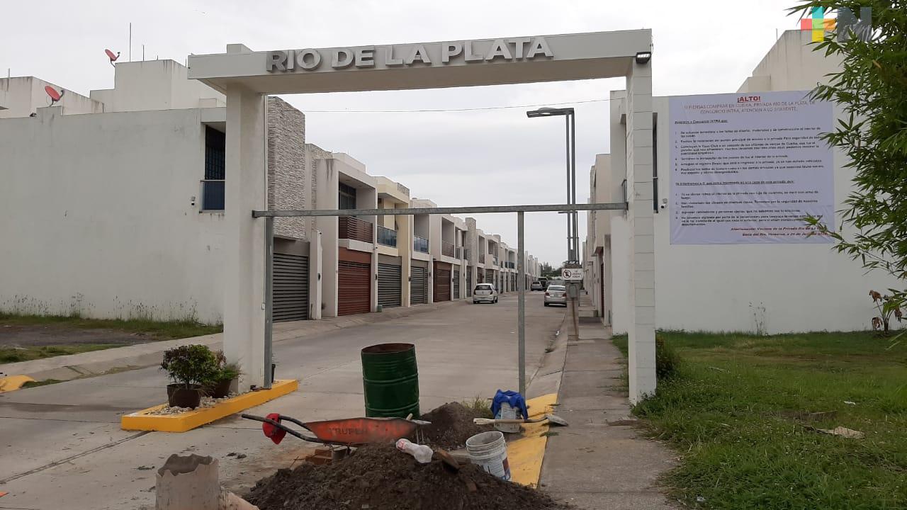 Habitantes del fraccionamiento Cubika exigen a la constructora  cumplir con el contrato