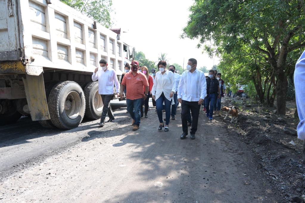 Supervisó Eric Cisneros obras en Manlio Fabio Altamirano