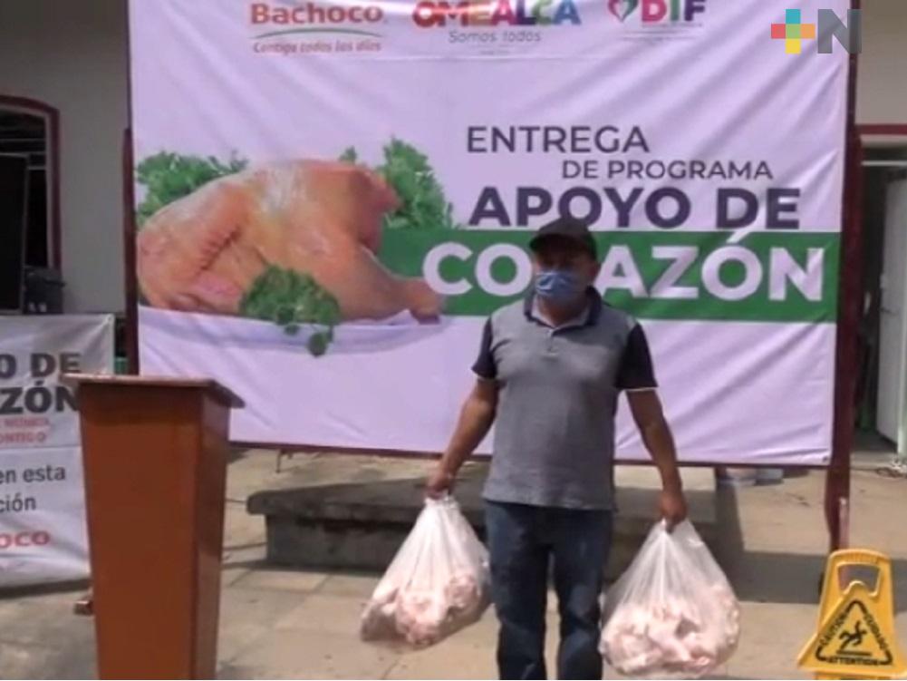 Bachoco y DIF de Omealca entregan piezas de pollo a familias vulnerables