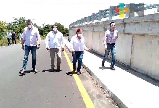 Gobernador Cuitláhuac García supervisó obra del paso a desnivel sobre carretera federal Córdoba-Veracruz
