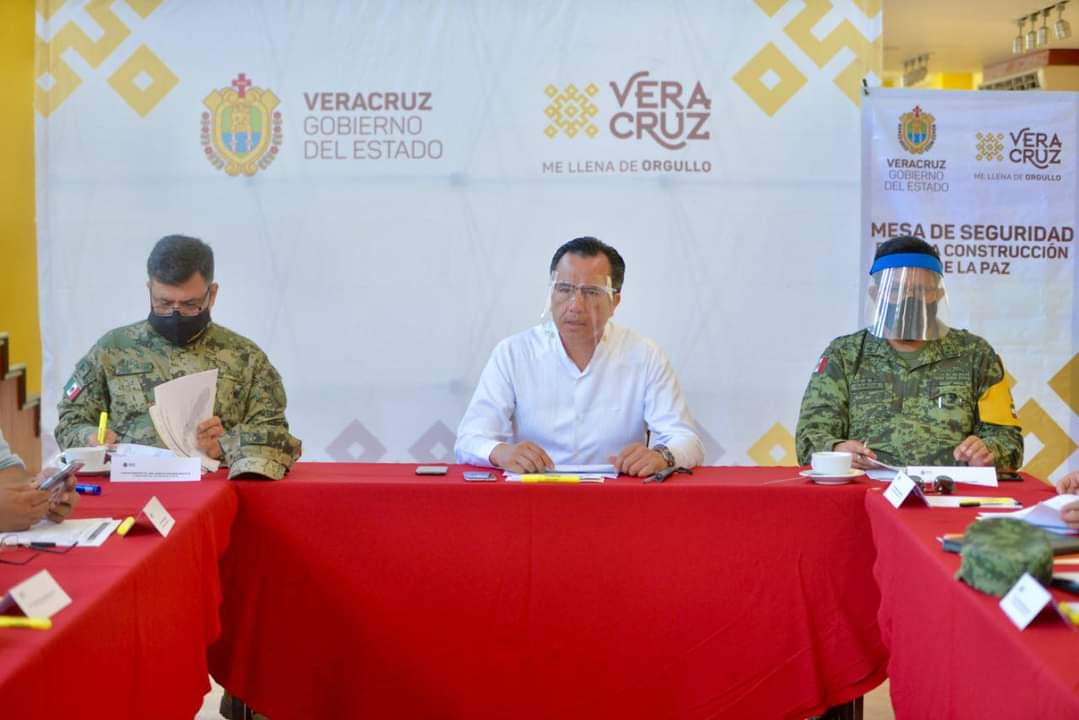 Destaca gobernador Cuitláhuac detección y cierre de 16 tomas clandestinas de hidrocarburo en zona norte