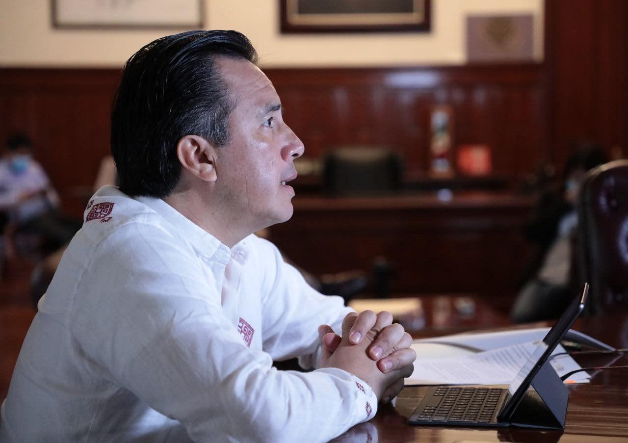 En Veracruz, el Programa del Istmo asegura el futuro de jóvenes profesionistas: gobernador Cuitláhuac García
