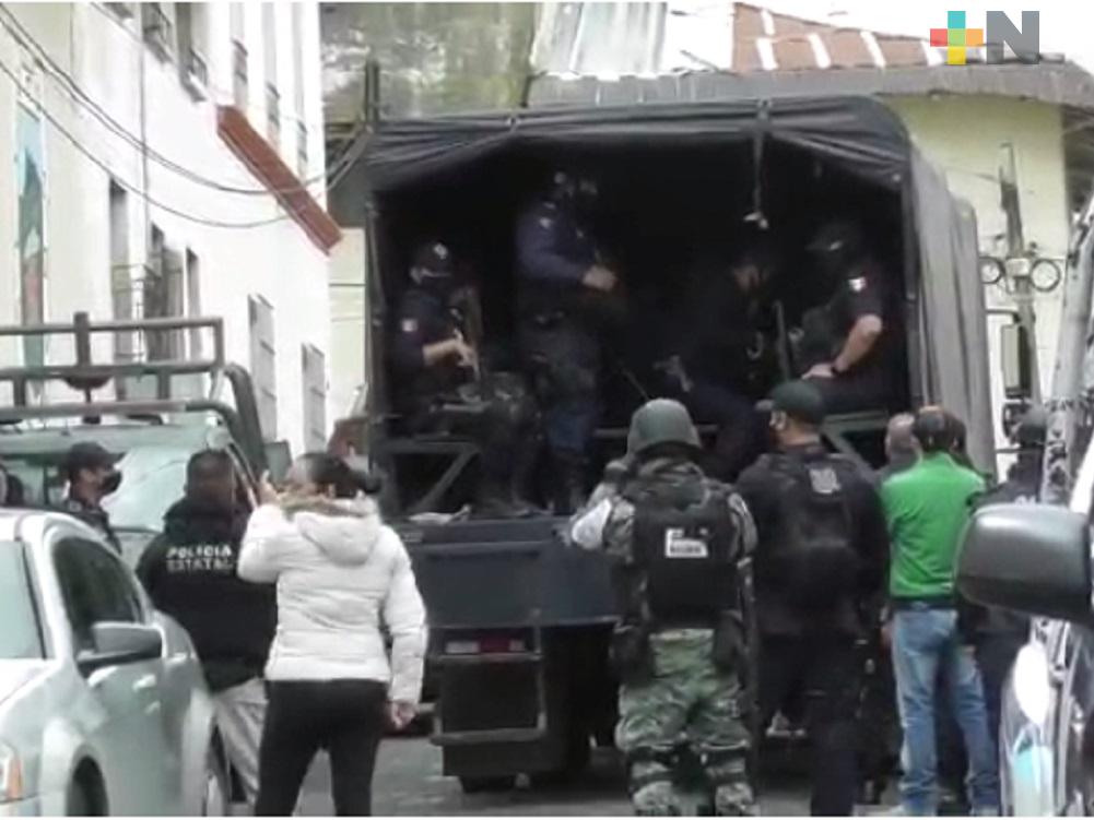 Desarman y trasladan a Xalapa a policías municipales de Altotonga