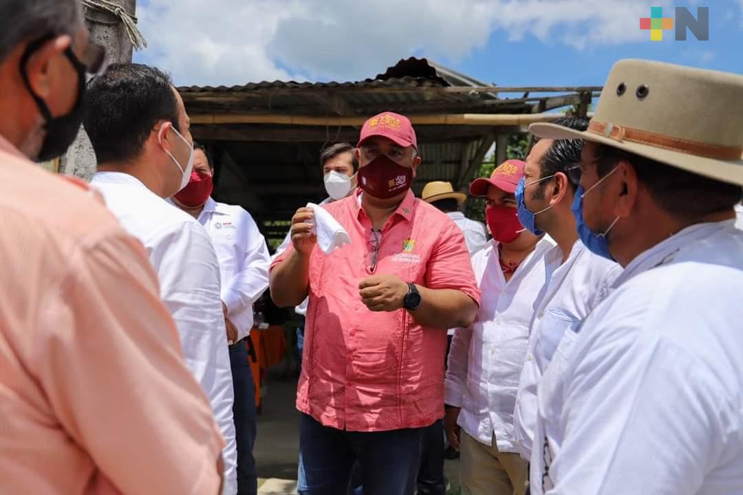 Supervisa Eric Cisneros obra carretera en el norte del estado